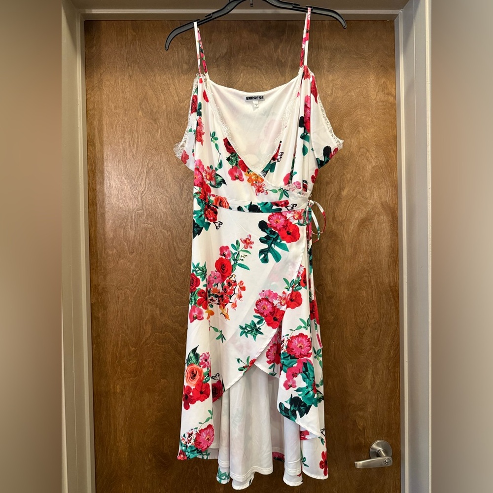 Express | Wrap dress | 14